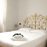 La Corte Di Zizi * Cernobbio