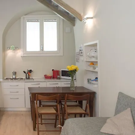 La Corte Di Zizi Casa de Férias Cernobbio