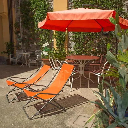 La Corte Di Zizi Сasa de vacaciones Cernobbio