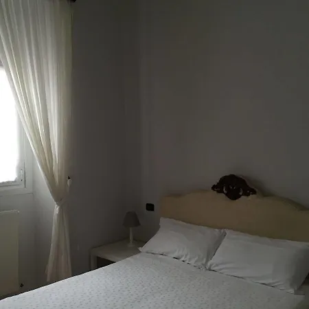 La Corte Di Zizi * Cernobbio