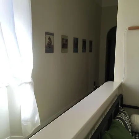 La Corte Di Zizi Сasa de vacaciones *