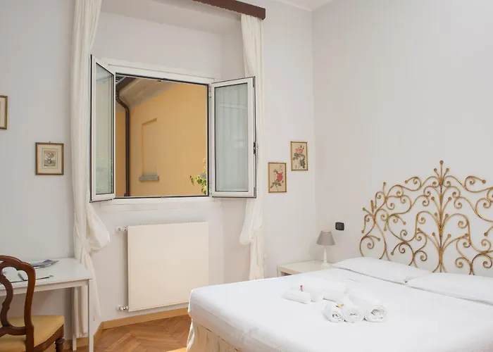 La Corte Di Zizi * Cernobbio