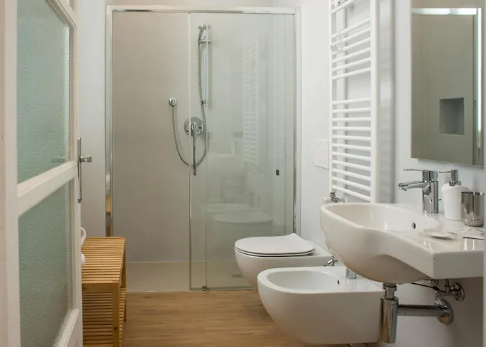 La Corte Di Zizi * Cernobbio