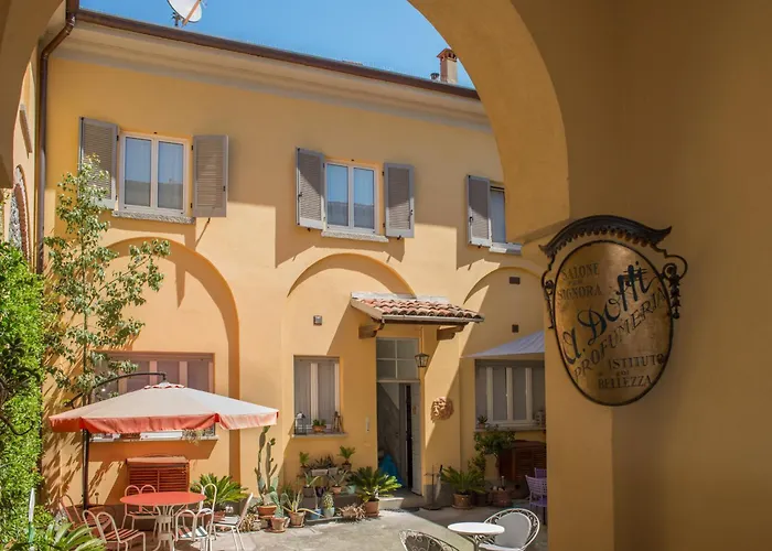 La Corte Di Zizi Hébergement de vacances *