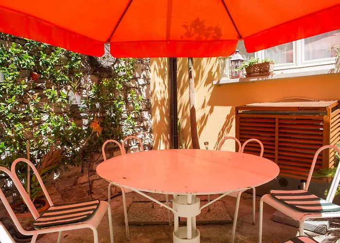 La Corte Di Zizi * Cernobbio