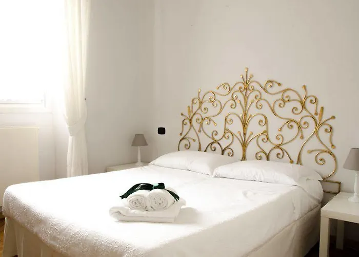 La Corte Di Zizi * Cernobbio