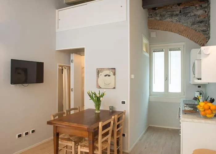 La Corte Di Zizi * チェルノッビオ